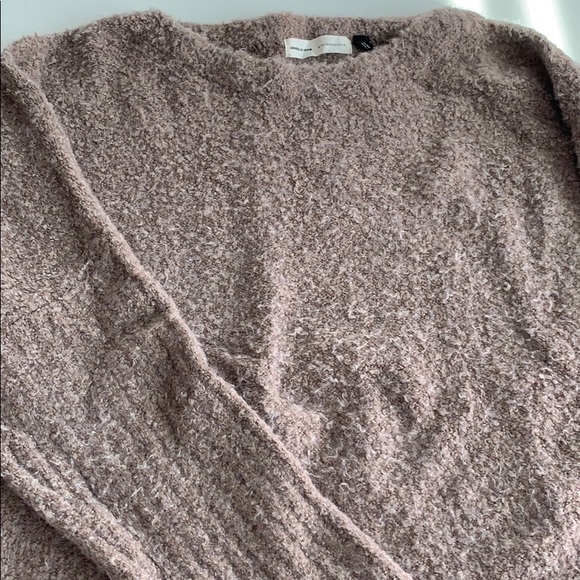 Beautiful, warm Anthropologie sweater! Like new! - Picture 5 of 6